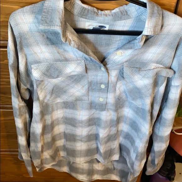 Old Navy plaid long sleeve - Picture 1 of 3
